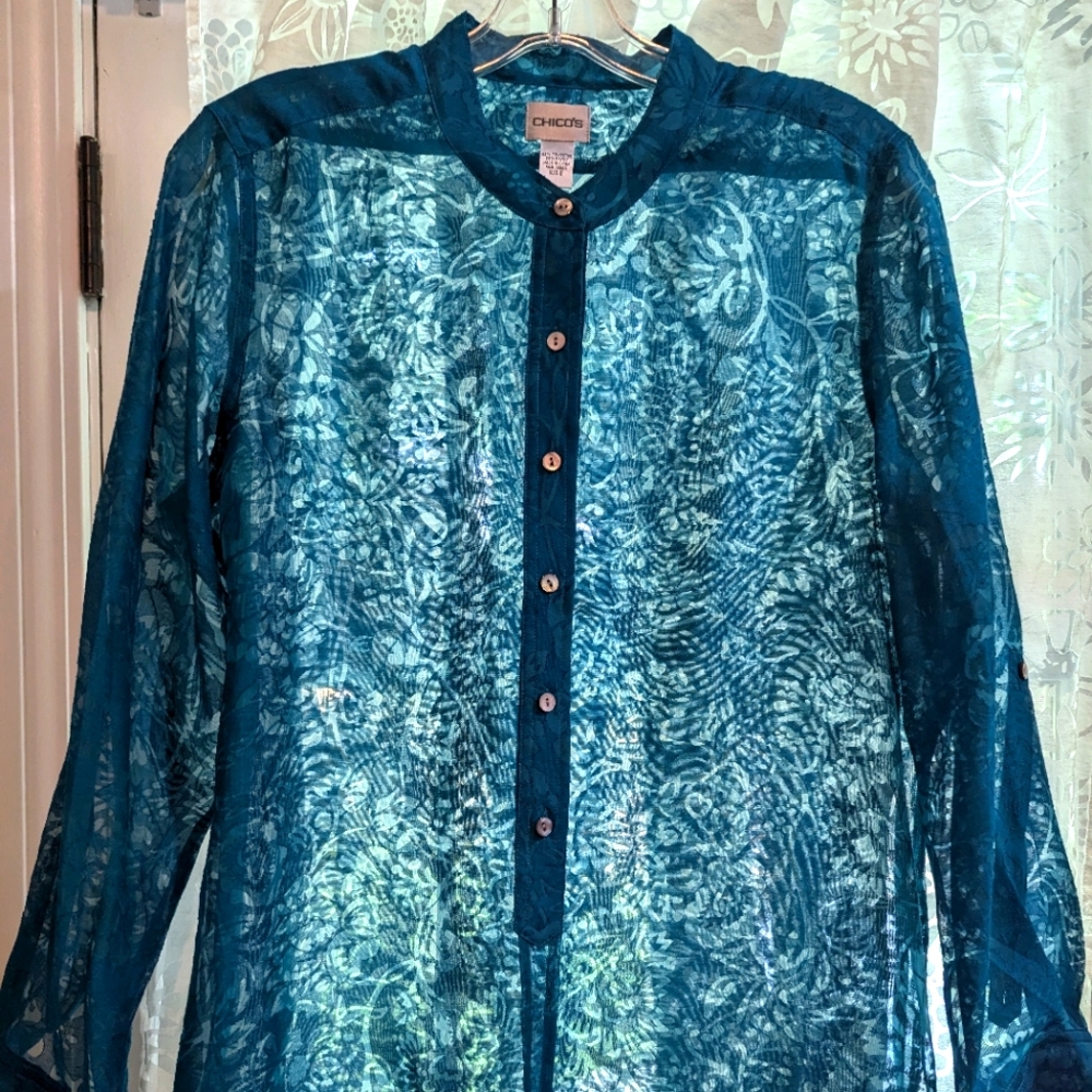 Chico's long sleeve blouse size 2